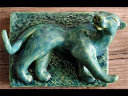 Florinda Ke Sophie - Stehpanther, Keramik, H-12 cm, B-17 cm, T-7 cm, 2012