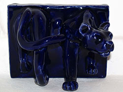 Florinda Ke Sophie - Stehpanther, Keramik, H-12 cm, B-16 cm, T-11 cm, 2012